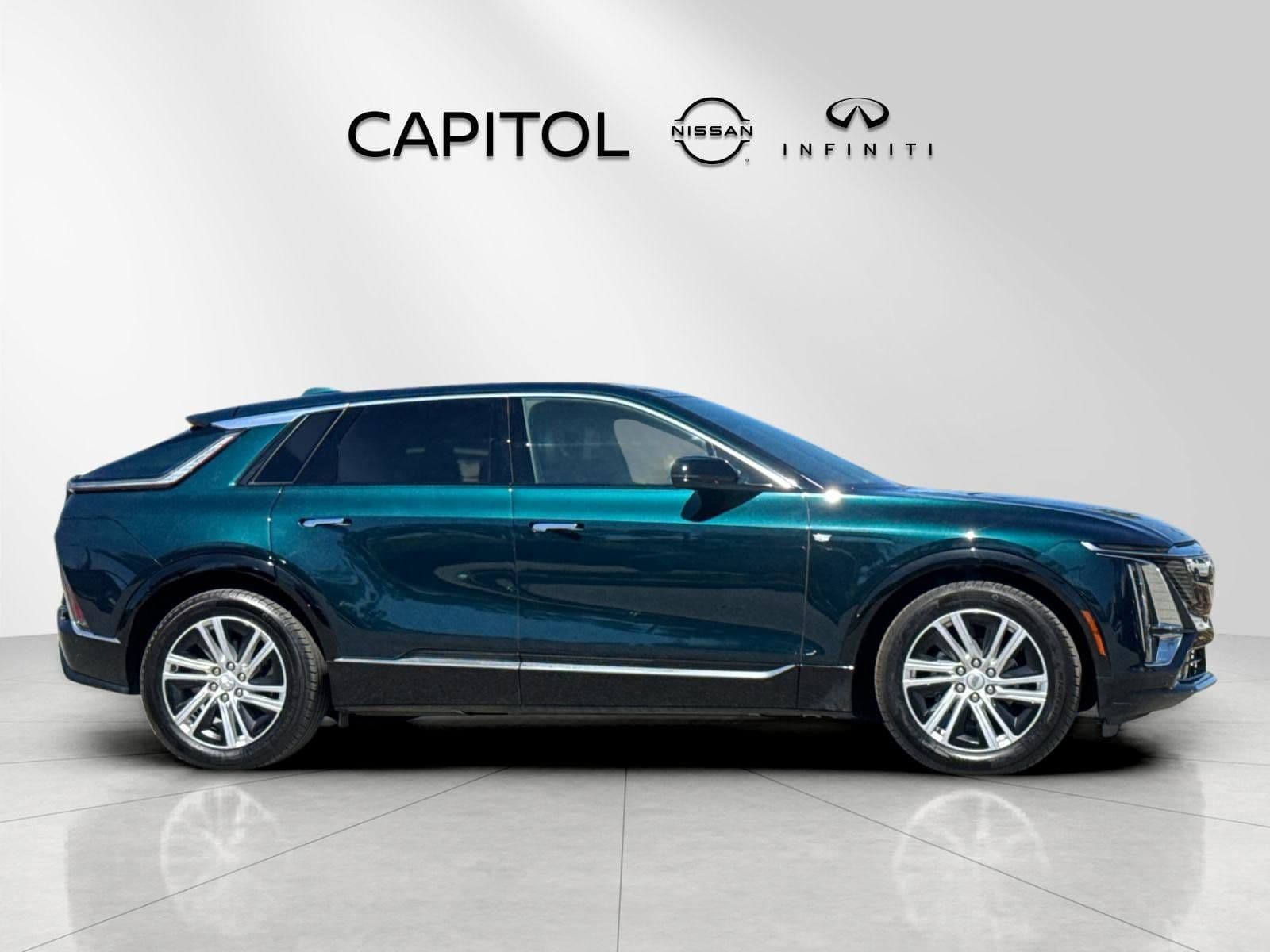 2024 Cadillac LYRIQ