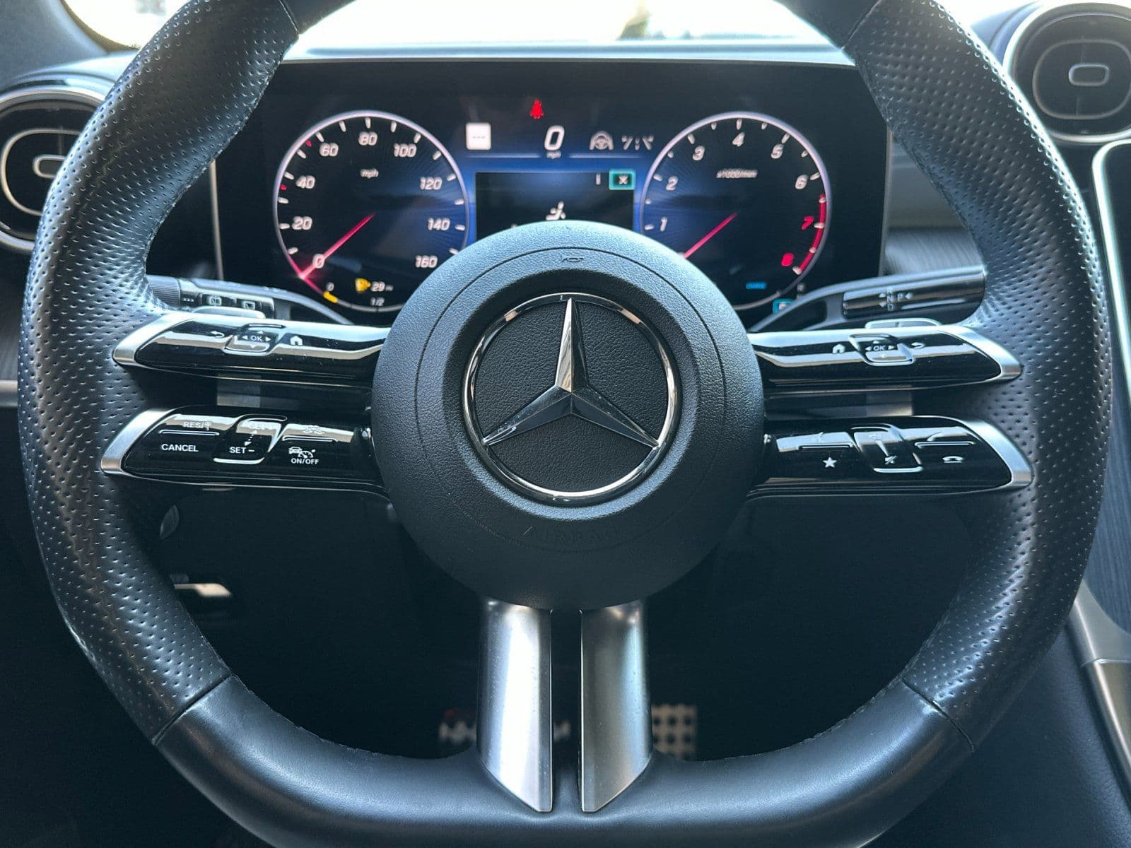 2024 Mercedes-Benz GLC